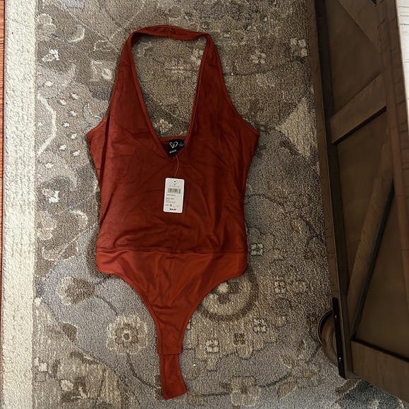NWT Windsor - 2 for 1 Halter Top Bodysuits - Picture 3 of 4